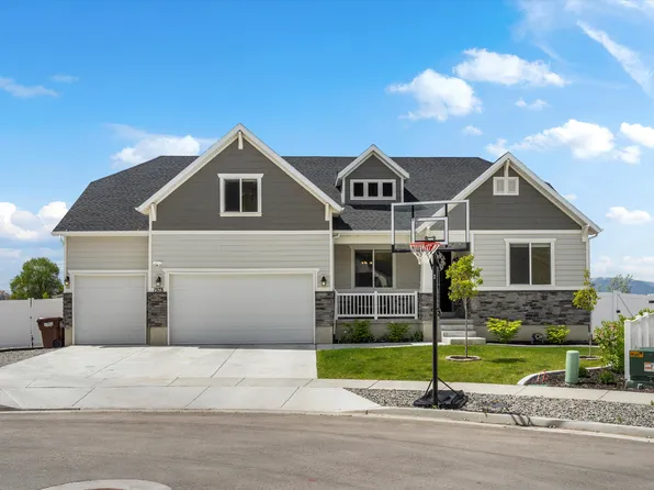 1978 E Colette St #1303, Lake Point, UT 84074