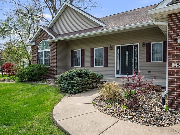 5th image of 2527 128th Avenue Ct W