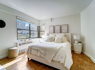 240 E 76th St APT 5A, New York, NY 10021