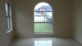 4th image of 516 E Arapaho Ave