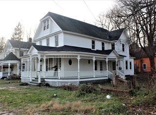 3 Park St, Ellenville, NY 12428