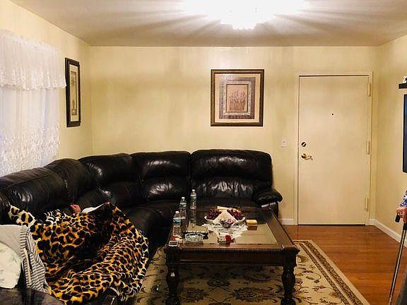 4th image of 49 Newberry Ave APT 6