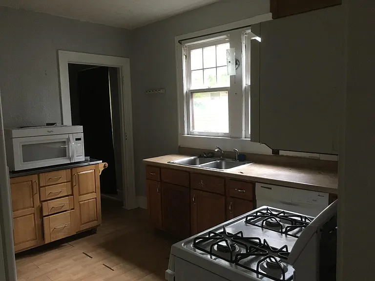 3134 N College Ave — Photo 12