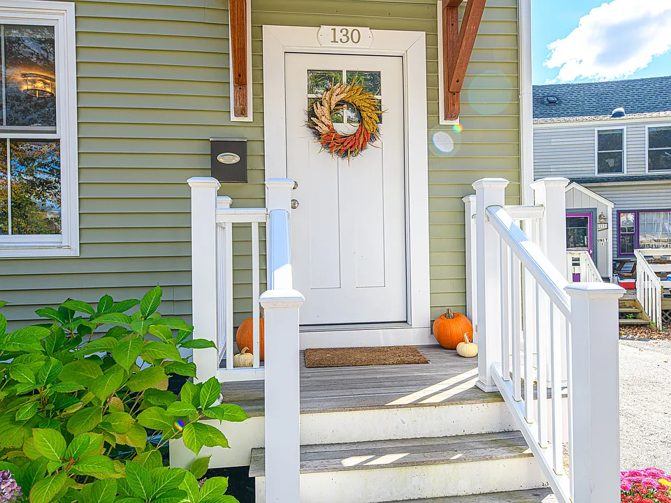 130 Pine St