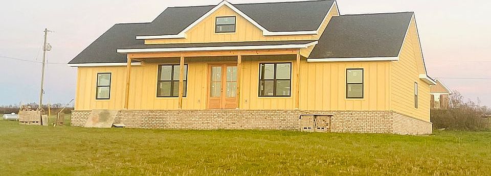 2nd image of 107 R Williams Ln