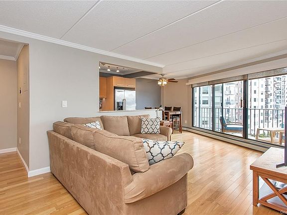 4th image of 1155 Warburton Ave APT 5M