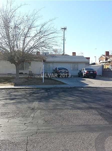 1st image of 4655 Newton Dr
