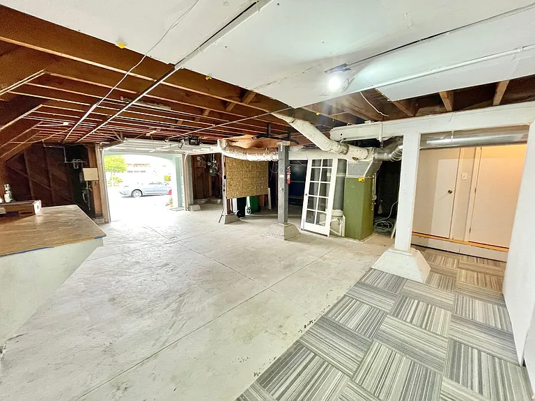 2151 18th Ave — Photo 24