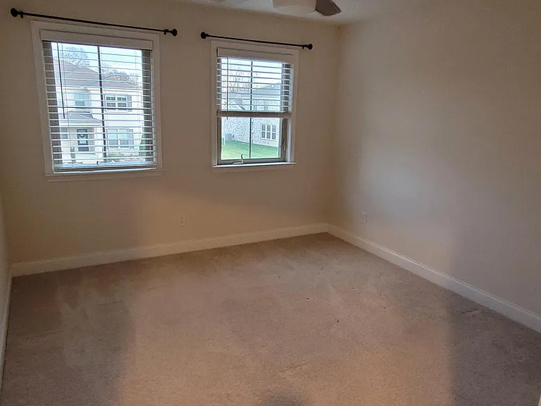 113 Wynfield Blvd — Photo 32