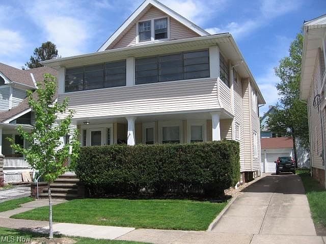1st image of 1597 Rosewood Ave #1599