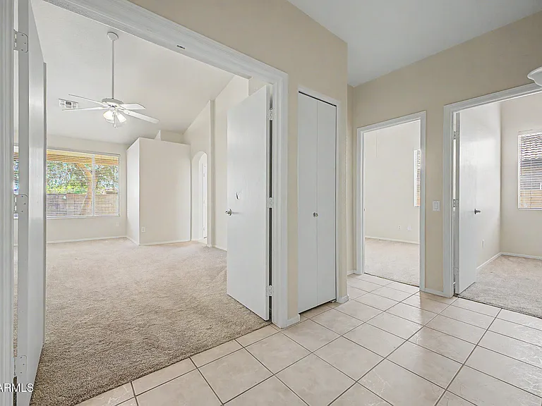 4545 E Rowel Rd — Photo 17