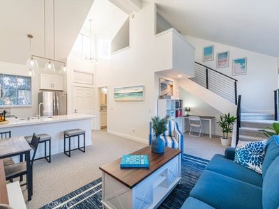 20341 Bluffside Cir APT 305, Huntington Beach, CA, 92646