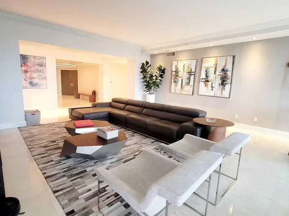 21200 Point Pl #801, Aventura, FL 33180