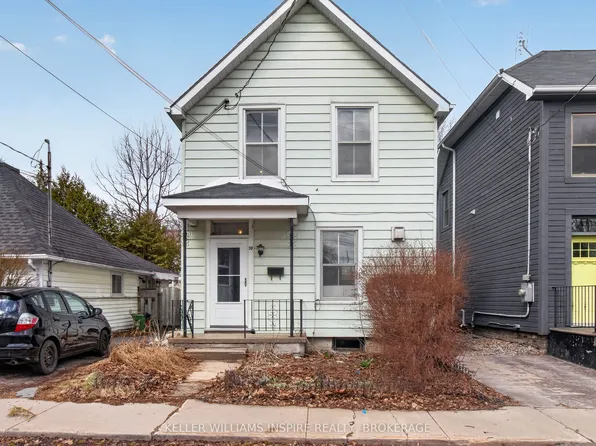 10 Redan St, Kingston, ON K7K 3N2