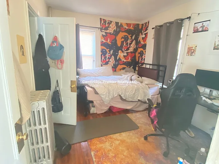 67 Kinnaird St #1 — Photo 20