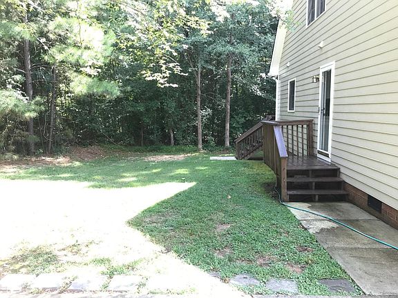 5th image of 4201 Buchanan Dr