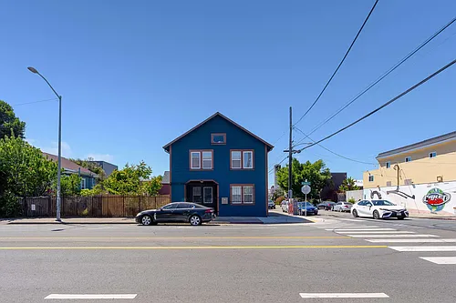2339 Adeline St #2339 Photo 1