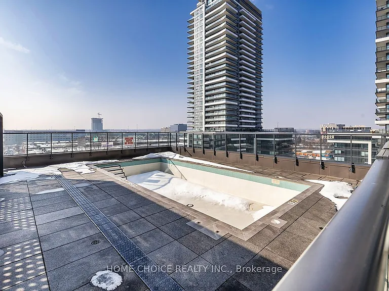 1480 Bayly St #518 — Photo 3
