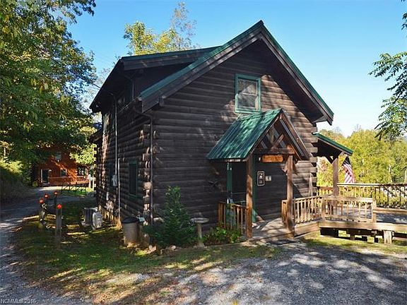 2nd image of 20 Creeds Cove Ln