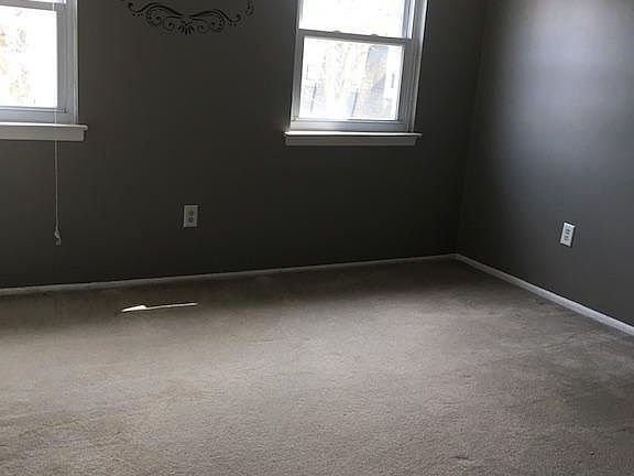 2nd image of 96 Briar Mills Dr