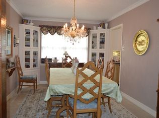 301 Crescent Dr, Hewitt, TX 76643