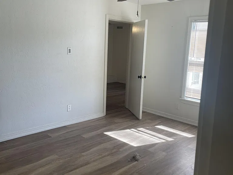 4739 Augusta Ln — Photo 8