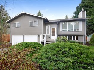 19018 33rd Ave NE, Lake Forest Park, WA 98155