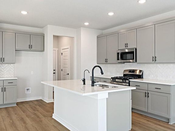 6th image of this home