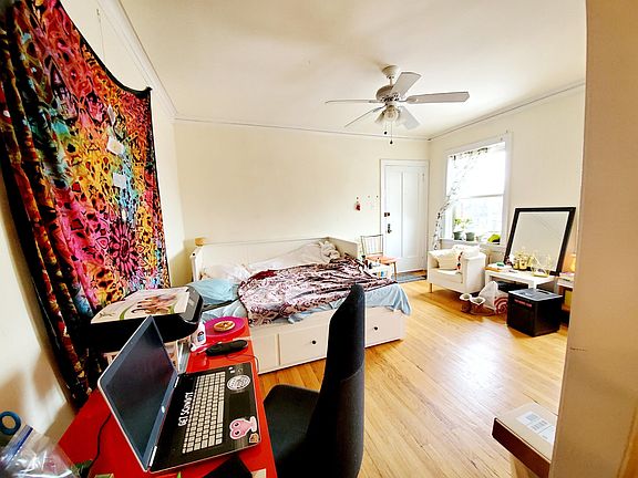 2nd image of 7600 N Ashland Ave #1