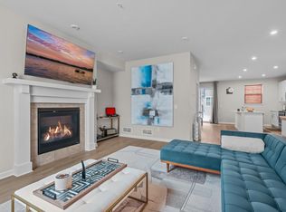 2215 Gateway Hill Rd, North St Paul, MN 55109