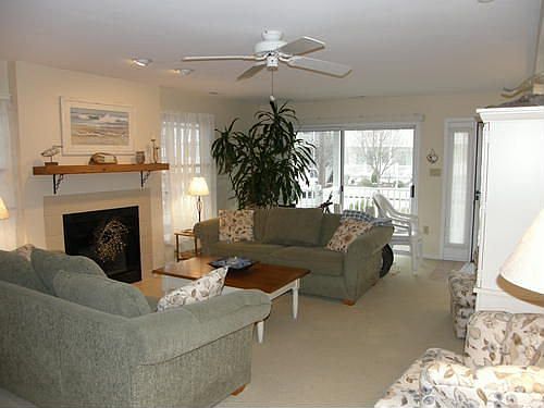4th image of 5644 Asbury Ave #2