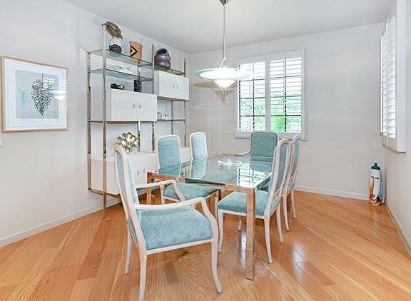 4th image of 2711 Center Court Dr