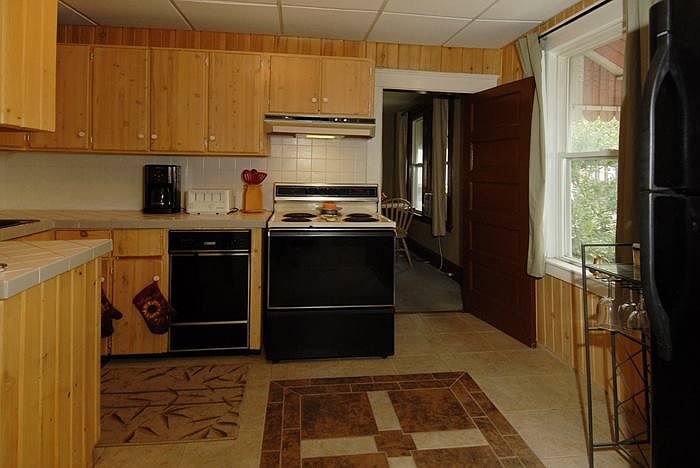 Another view of kitchen