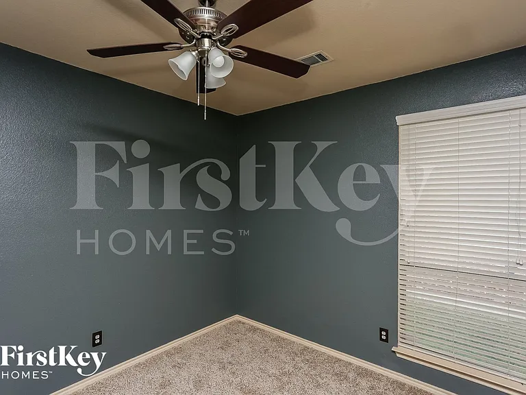 14413 Artesia Ct — Photo 12