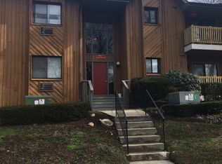 66 Riverview Dr, Bridgeport, CT 06606