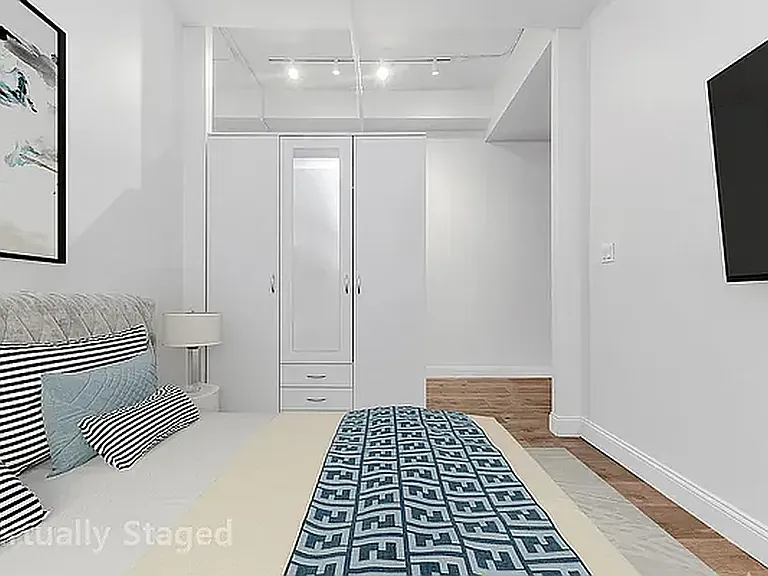255 W 36th St #606 — Photo 7