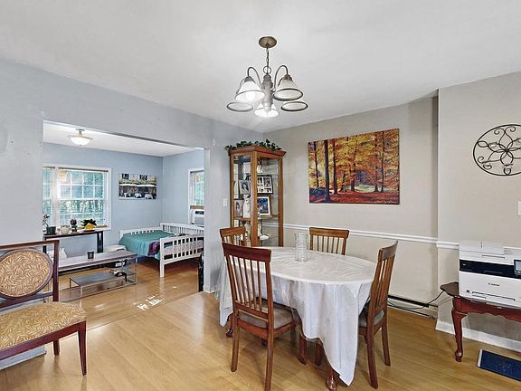 4th image of 16384 Abbotts Pond Rd