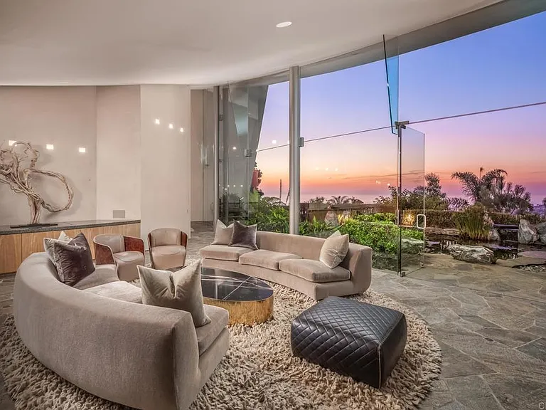 724 Muirlands Vista Way — Photo 15