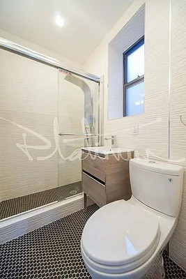 Rented by Platinum Properties | media 28