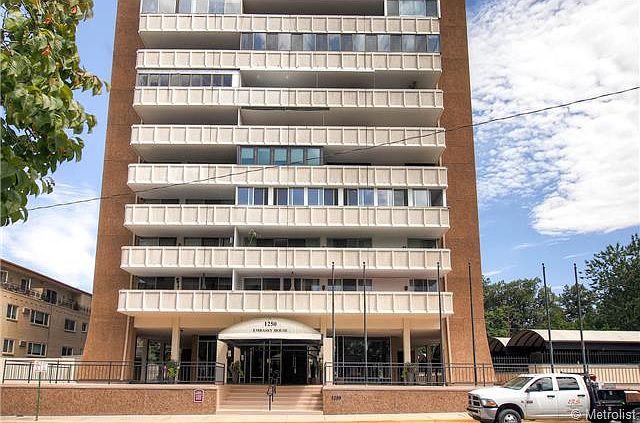 1st image of 1250 N Humboldt St APT 1204