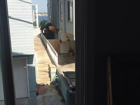 5th image of 3630 Bayside Ln APT 3