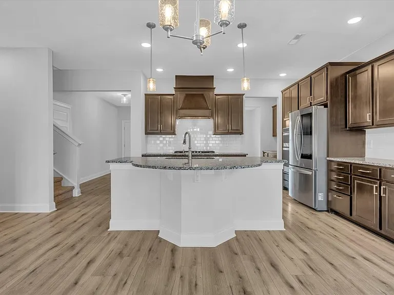 1121 Carlisle Pl — Photo 11