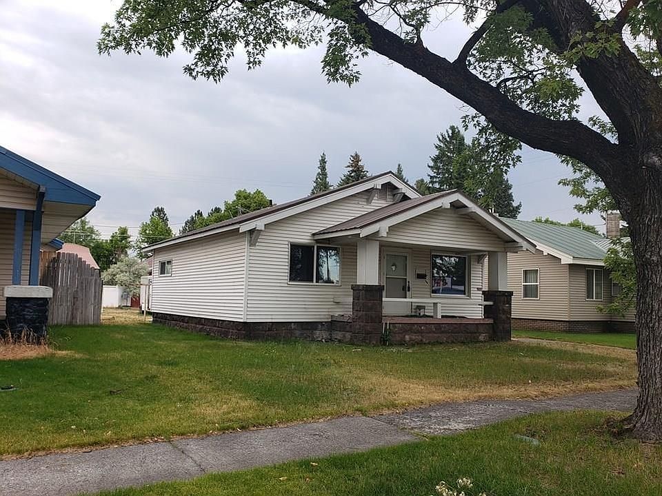 240 N Bridge St, Saint Anthony, ID 83445 | Zillow