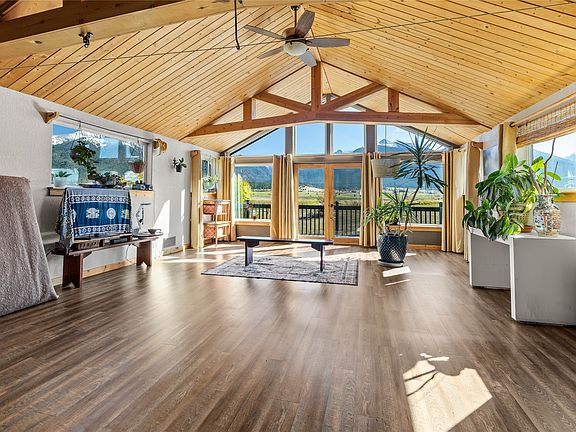 5th image of 54493 Hillside Rd