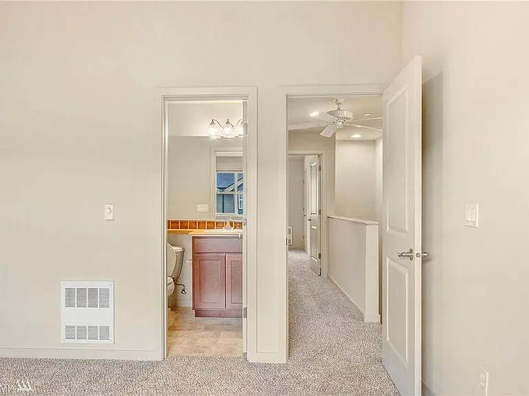 4852 Deerfield Pl — Photo 7