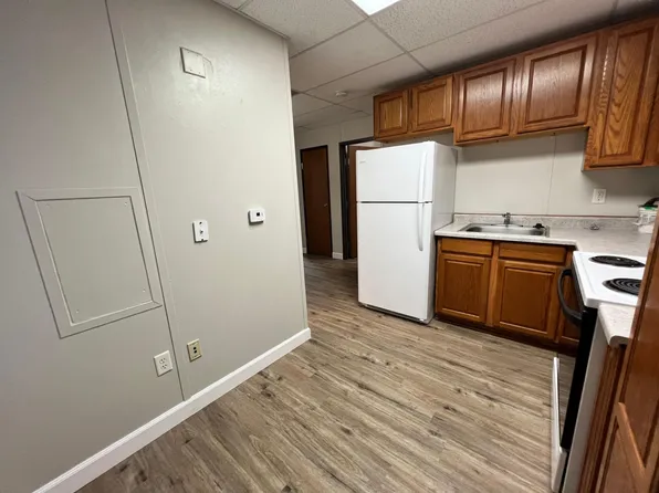 2011 State Highway 75 N #D, Huntsville, TX 77320