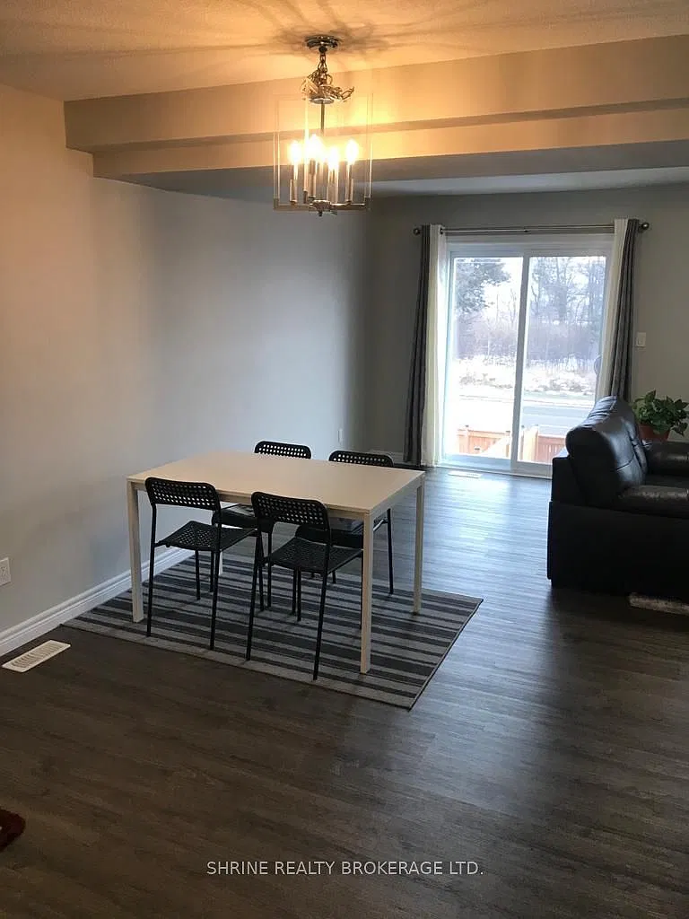 3 bed, $2,475 — Photo 3