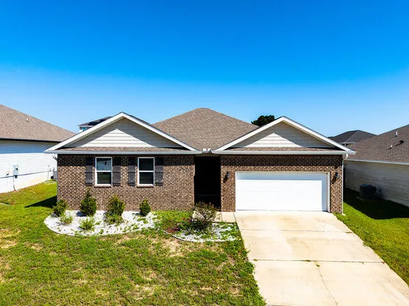 5560 Guinevere Ln, Milton, FL 32583