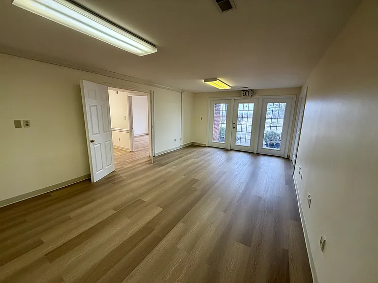 102 Manor Dr #1-101 — Photo 7