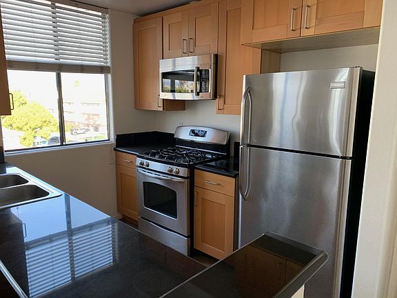 3rd image of 1515 S Shenandoah St APT 304